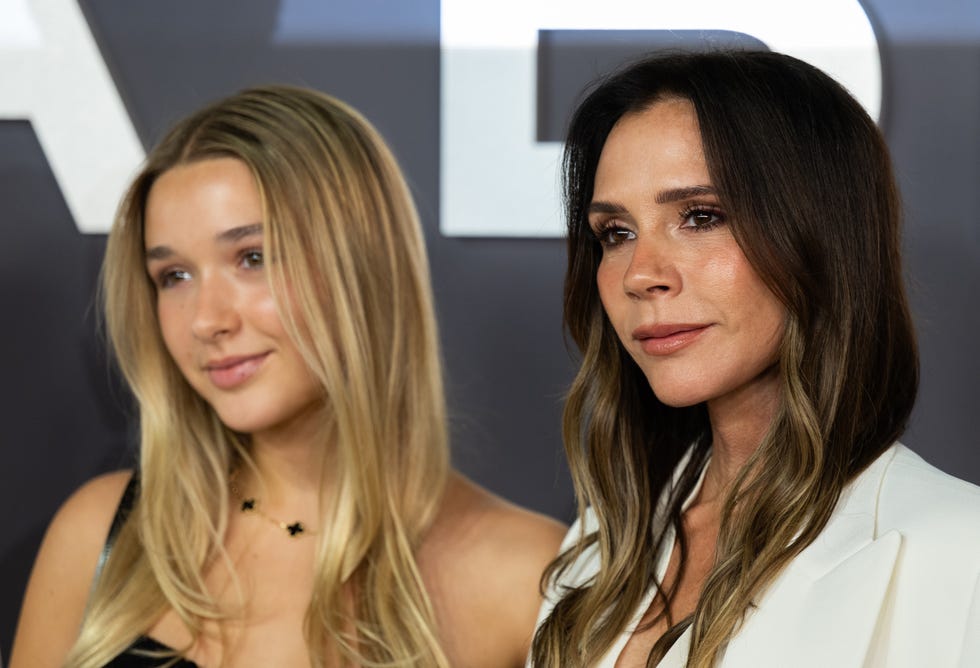 victoria beckham daughter harper acne