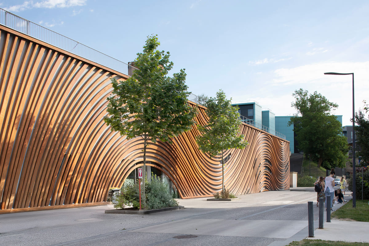 Grand Paris Swimming Pool and Wellness Center Issy les Moulineaux, France