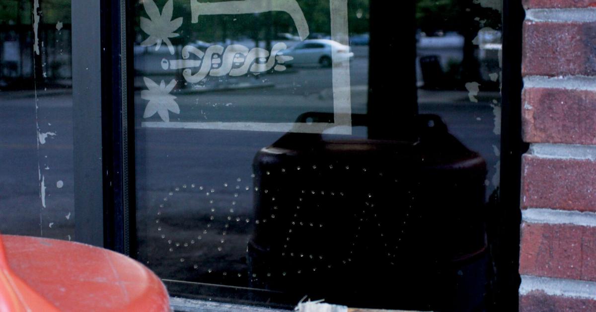 Jay’s Vape and Wellness in downtown Columbia closed for now