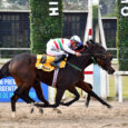 Herd Immunity pulled off the upset against Martana in the Gran Premio Criadores, showing her grit from the jump