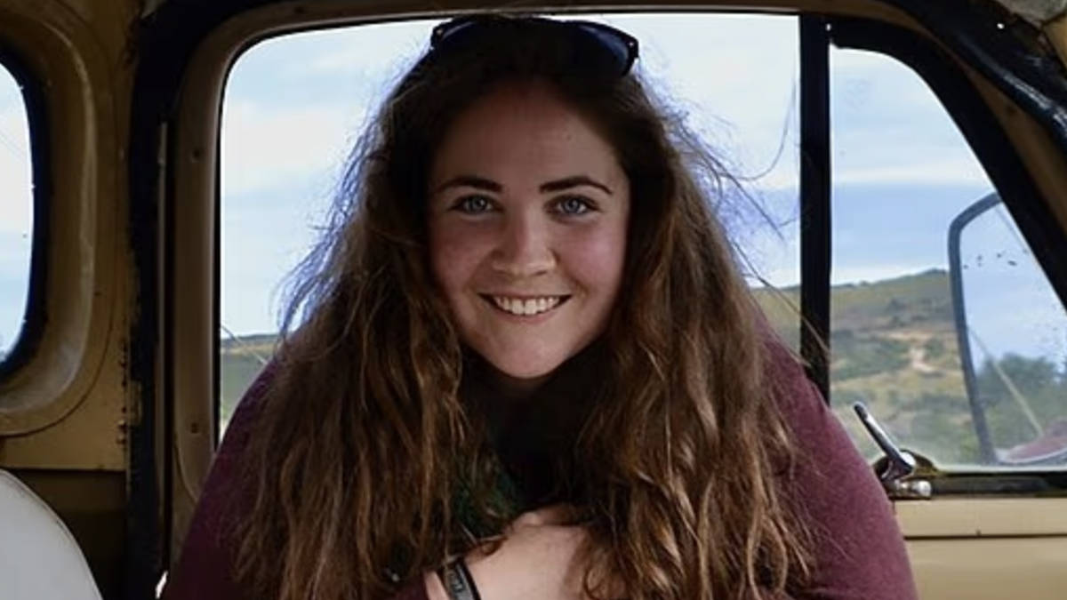 Student, 21, tragically took her own life after suffering from ‘delusions caused by her vegan diet’