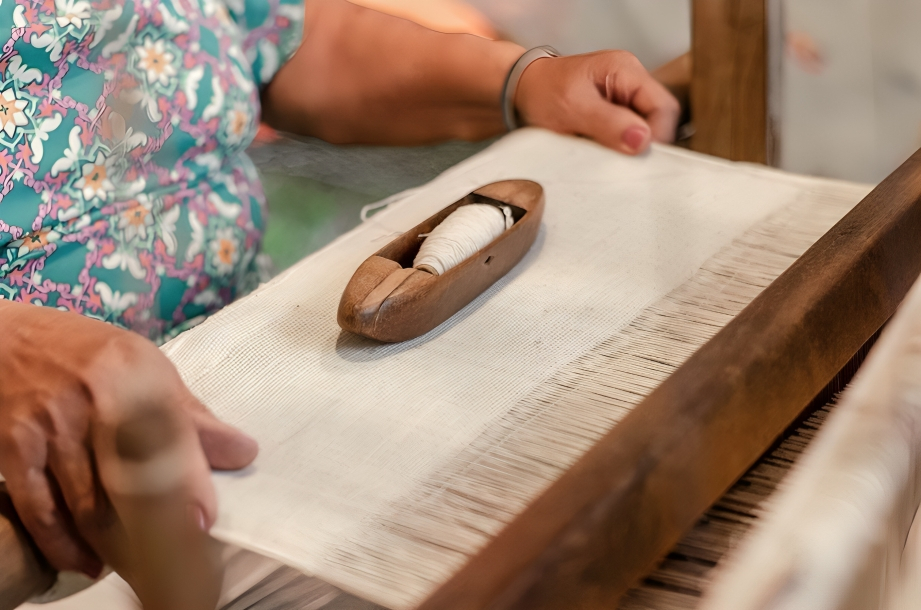 The Enduring Beauty Of Paraguayan Ao Po'i