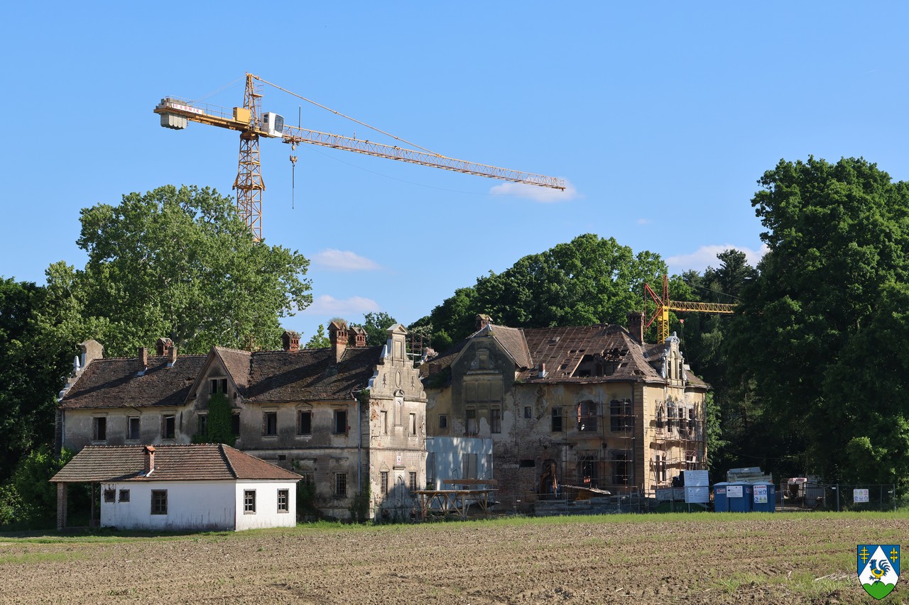 Inkey Castle 