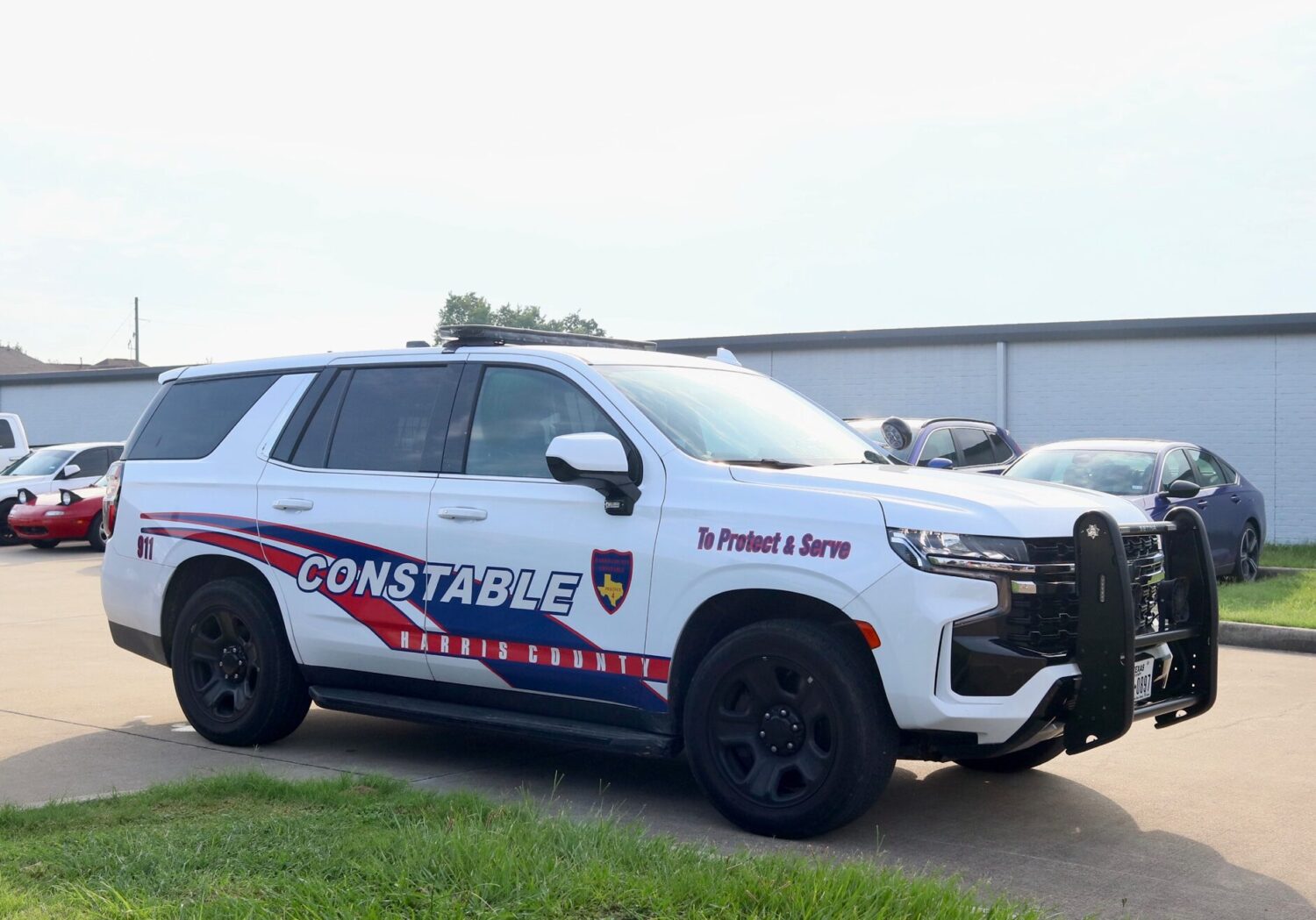 Appeals court dismisses qualified immunity claim in case where Harris County deputies’ searched wrong home – Houston Public Media