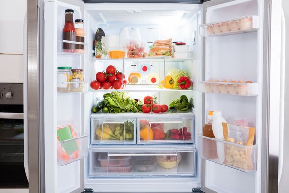 Refrigerator