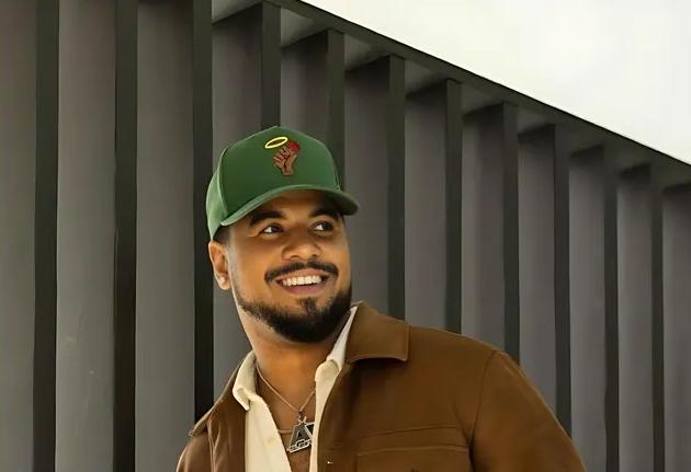 Julian Horton Beauty in Black Interview