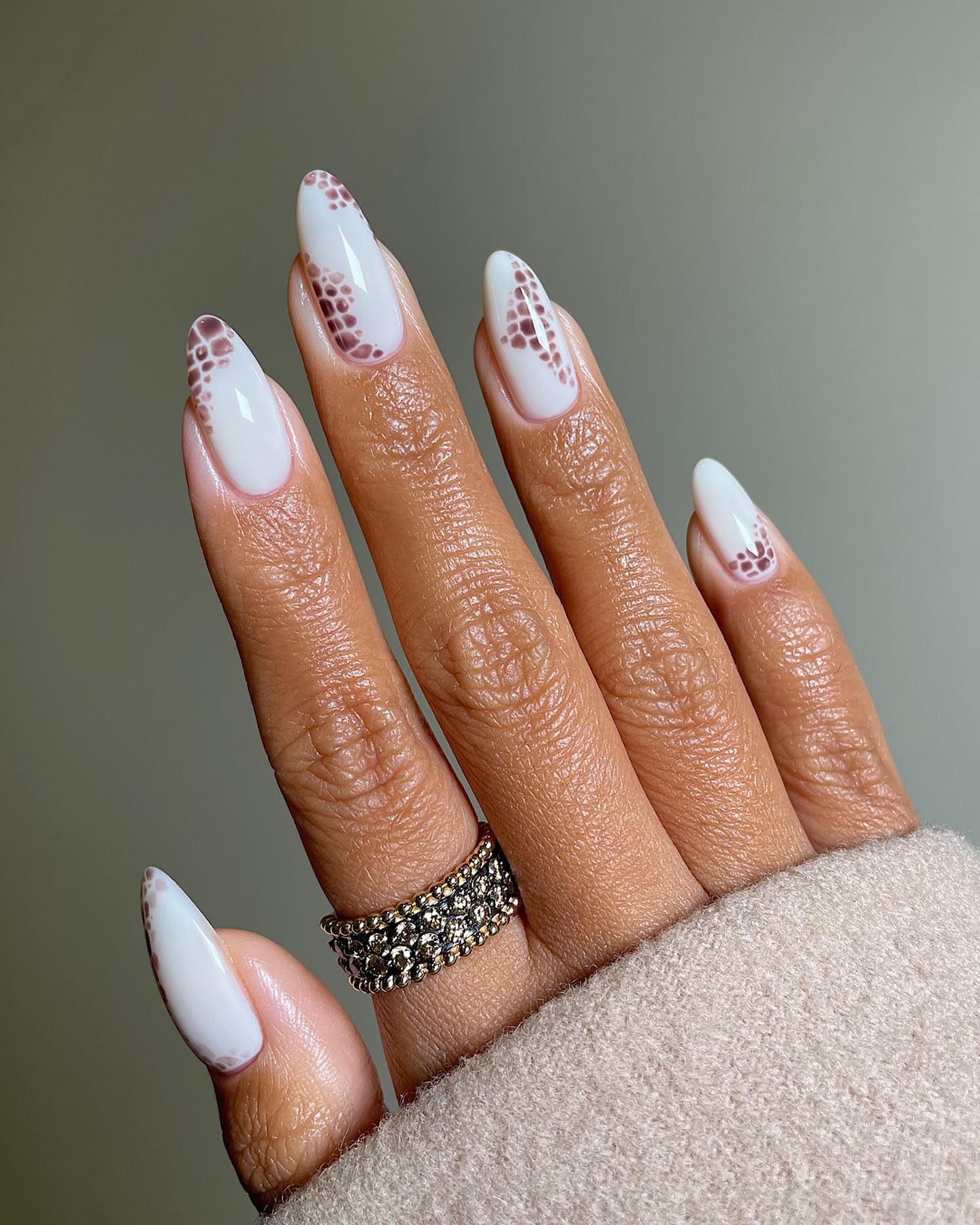 white nail ideas 