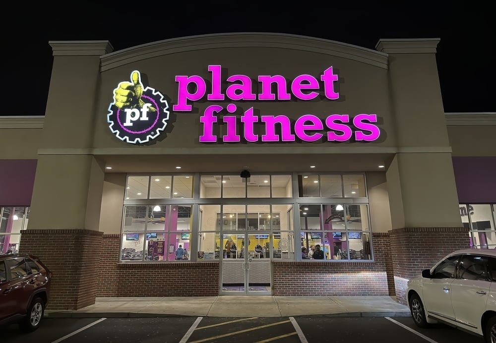 Planet Fitness Shares Fall More Than 30% Following Q1 Results, Guidance Cut - Planet Fitness (NYSE:PLNT)