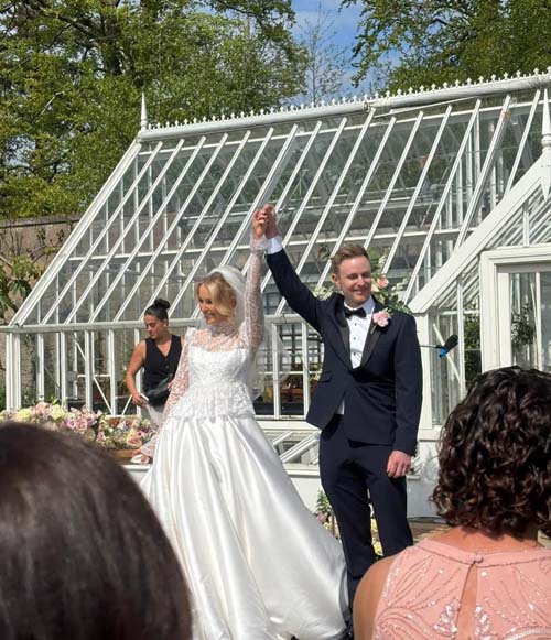 The wedding of Katharine & Melvyn. Pic: Iain Irwin | Wedding Photographer