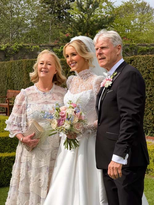 The wedding of Katharine & Melvyn. Pic: Iain Irwin | Wedding Photographer