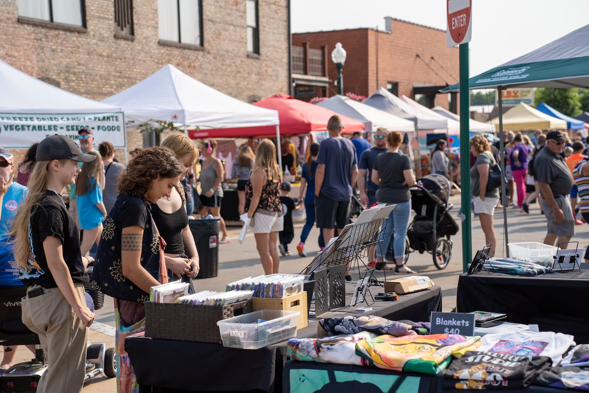 Dixon Summer Series lineup includes Music at the Square, Dixon City Market, Fitness Friday – Shaw Local