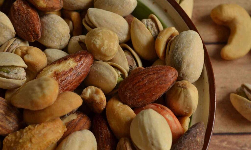 Almonds may do more than curb hunger