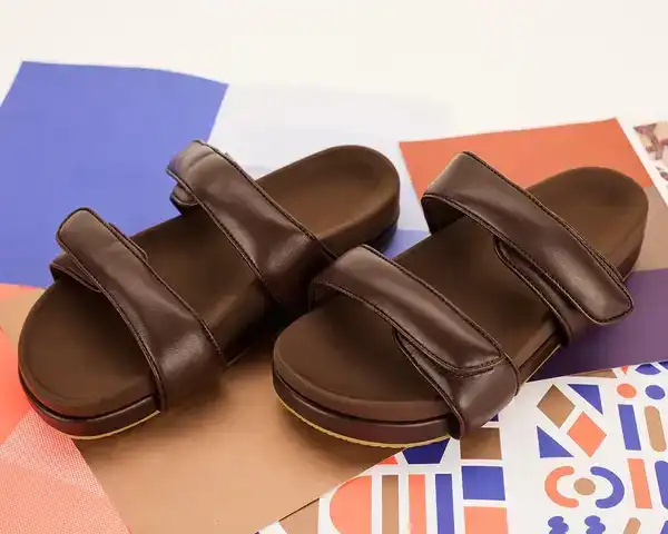 The Commbi "Indie Slide" sandal.
