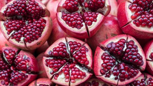 10 Pomegranate Health Benefits, According to Registered Dietitians