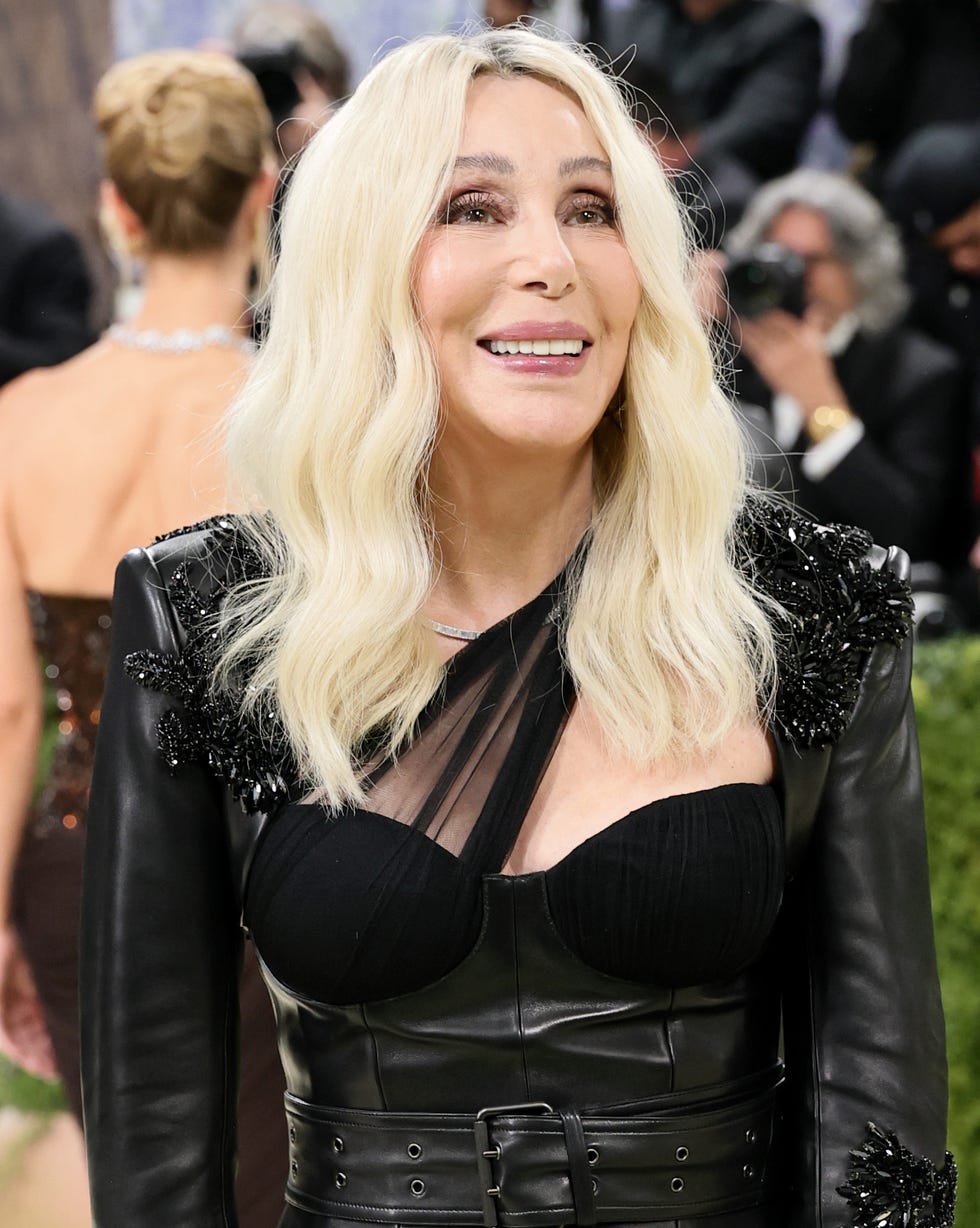 cher facelift cream met gala