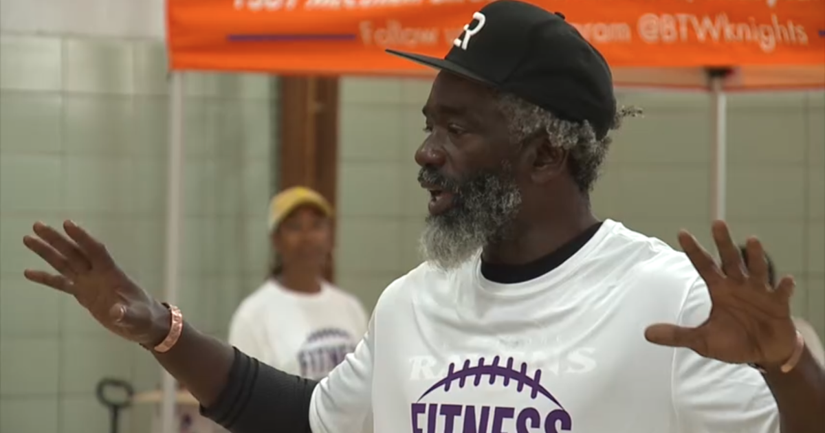 Ed Reed Foundation hosts fitness day for Baltimore students