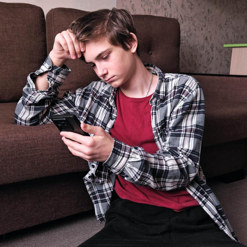 young boy at risk of developing body dysmorphia thanks to social media fitness content