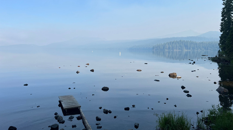 A foggy morning on Odell Lake