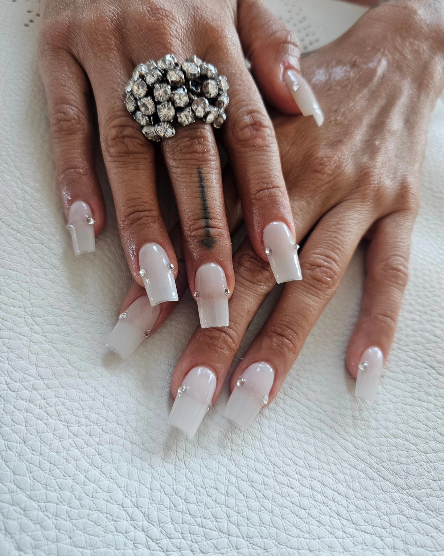 white nail ideas 