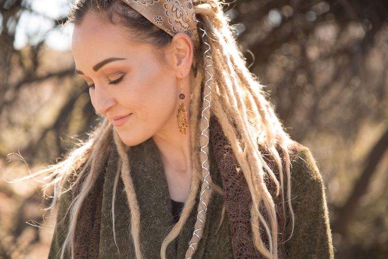 Divine Earth Theory Announces Launch of Science Informed Hemp Wellness Products Developed by Founder Jenna Zwagil