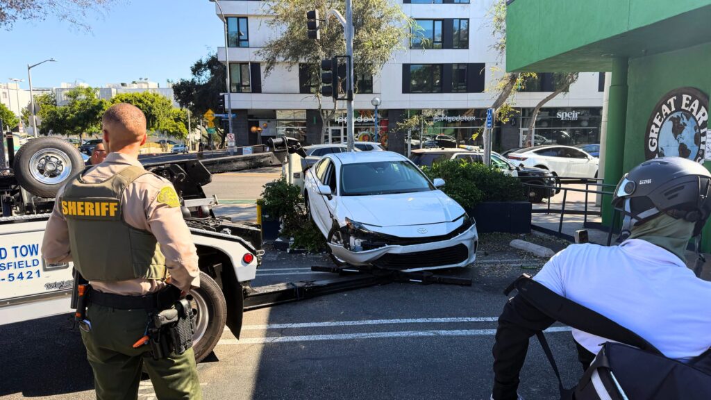 Car Jumps Curb in West Hollywood Crashes Into Retaining Wall Near Good Earth Vitamins