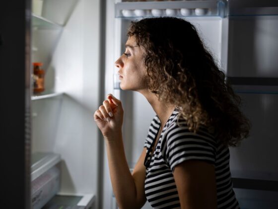 Feeling hungry after eating? Here's the reason why, according to a nutritionist