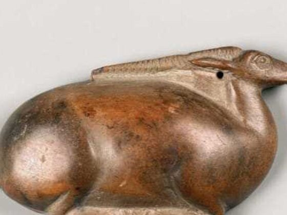 New San Antonio exhibit traces ancient beauty ideals