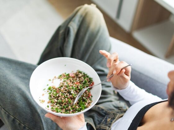Eating More Whole Grains May Boost Heart Health, Scientists Find